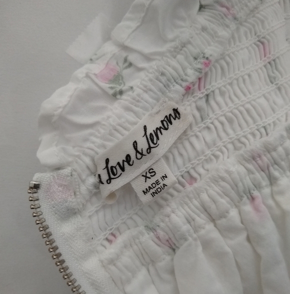 For Love And Lemons White With Delicate Pink Roses Smocked Mini Dress Sz XS - Picture 4 of 11
